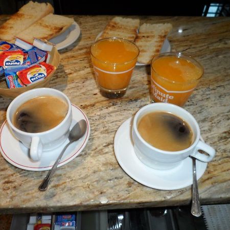 Hostal Coruna 아스토르가 외부 사진