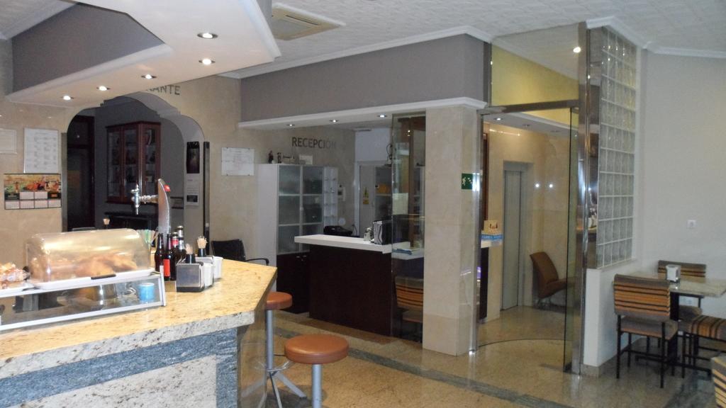Hostal Coruna 아스토르가 외부 사진