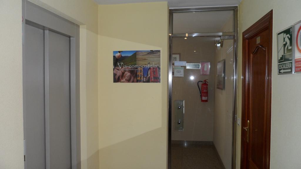 Hostal Coruna 아스토르가 외부 사진
