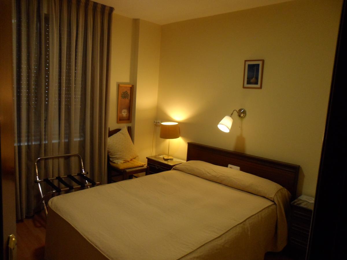 Hostal Coruna 아스토르가 외부 사진