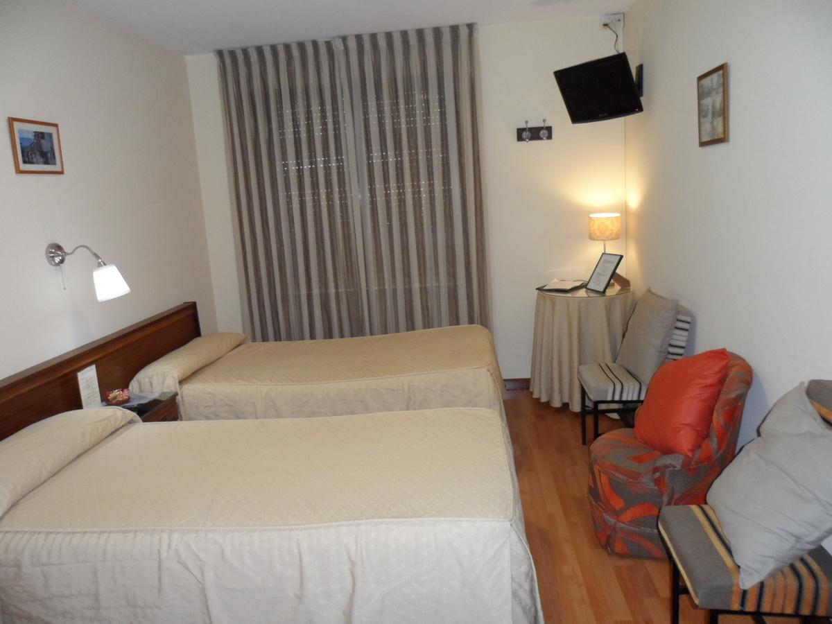 Hostal Coruna 아스토르가 외부 사진