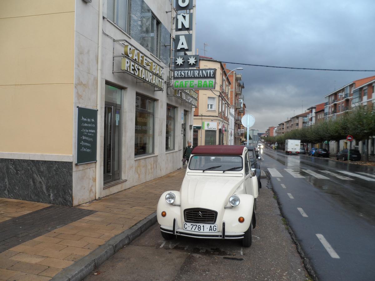 Hostal Coruna 아스토르가 외부 사진