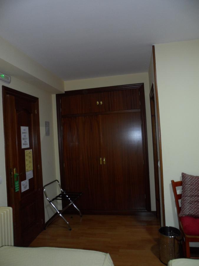 Hostal Coruna 아스토르가 외부 사진