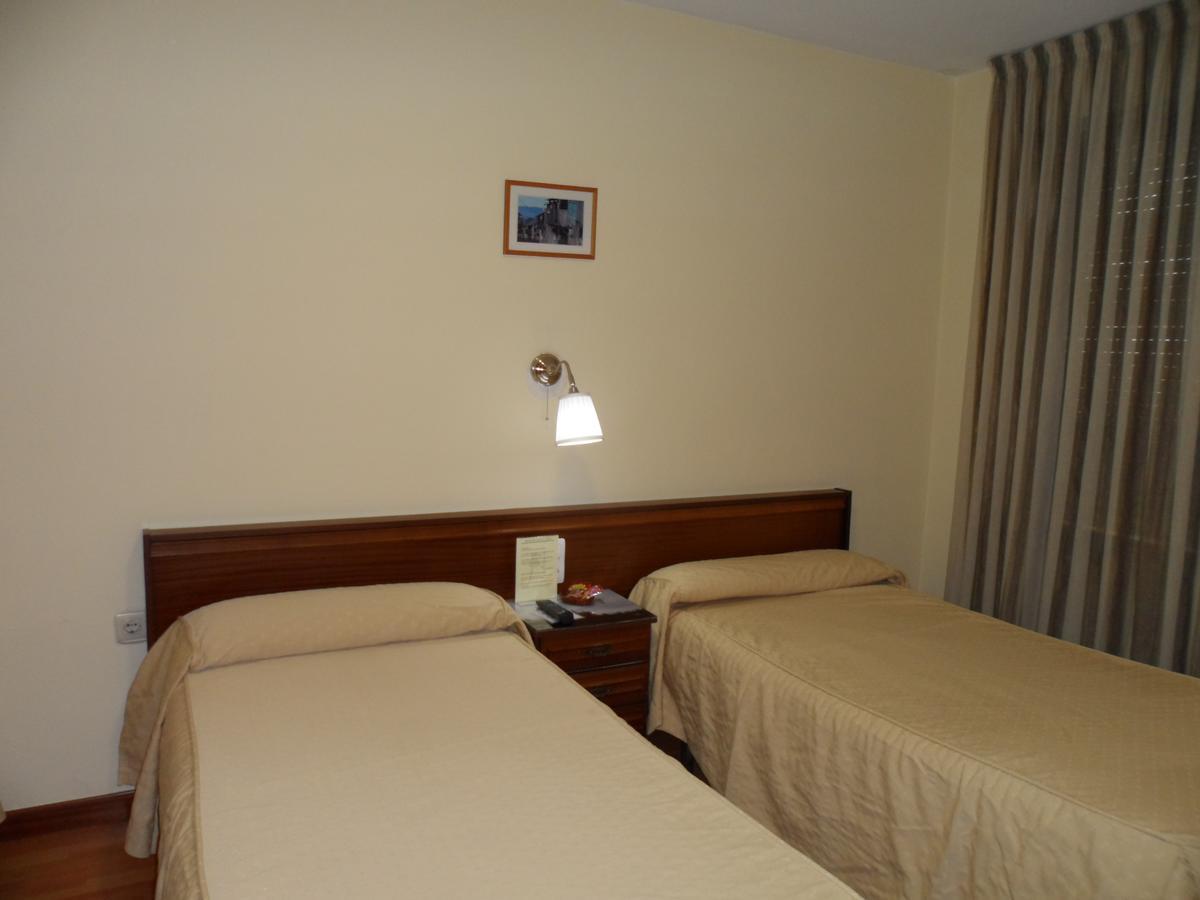 Hostal Coruna 아스토르가 외부 사진
