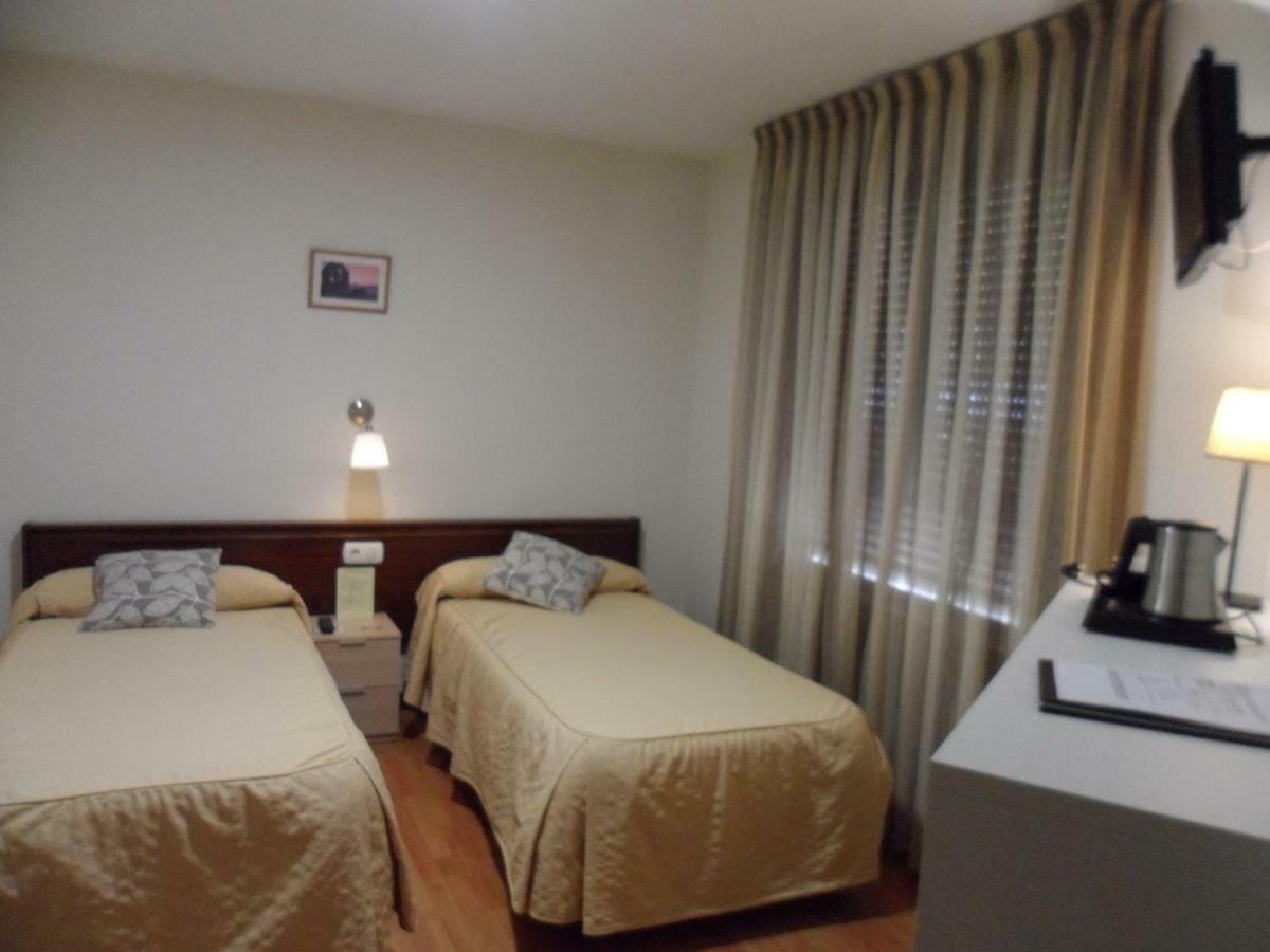 Hostal Coruna 아스토르가 외부 사진
