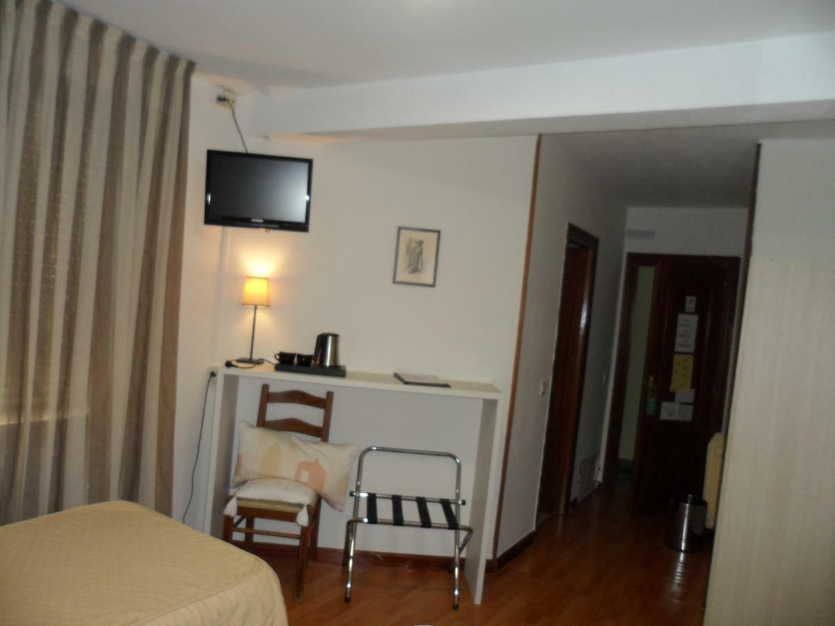 Hostal Coruna 아스토르가 외부 사진