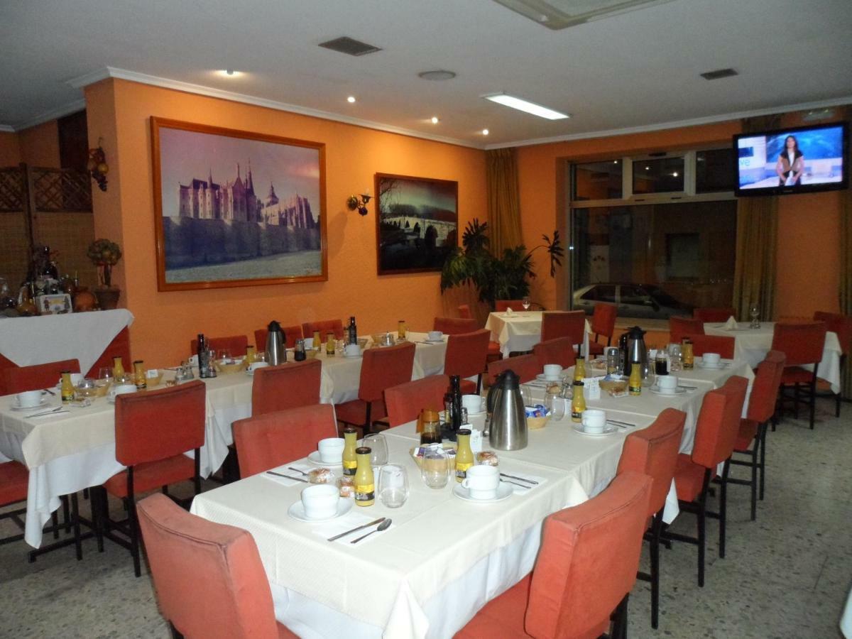 Hostal Coruna 아스토르가 외부 사진